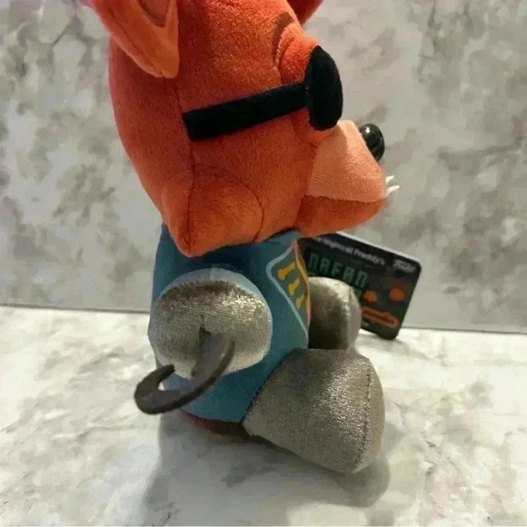 NWT Five Nights at Freddy’s FNAF Captain Foxy Walmart Exclusive 7” Plush - Picture 2 of 4